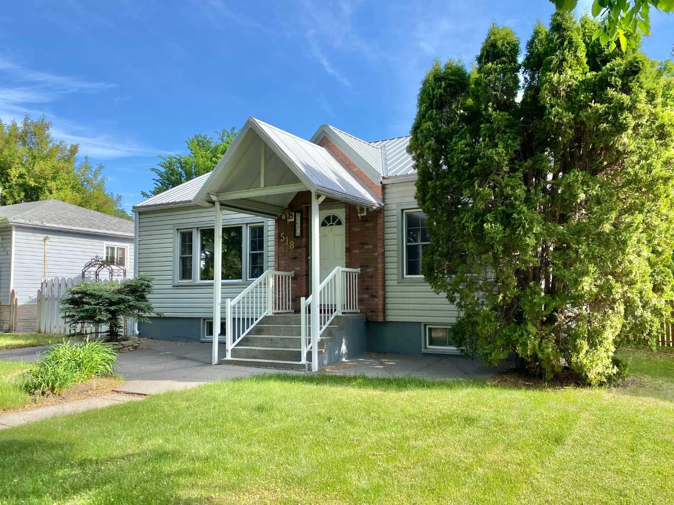 518 4 Avenue W