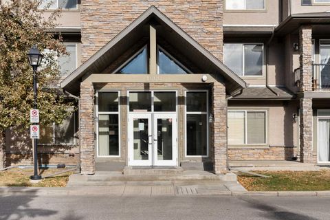 Photo of 211 Aspen Stone Boulevard SW #1111, Calgary, AB T3H 0K1 (MLS # A2266907) Photo of 211 Aspen Stone Boulevard SW #1111, Calgary, AB T3H 0K1 (MLS # A2266907)