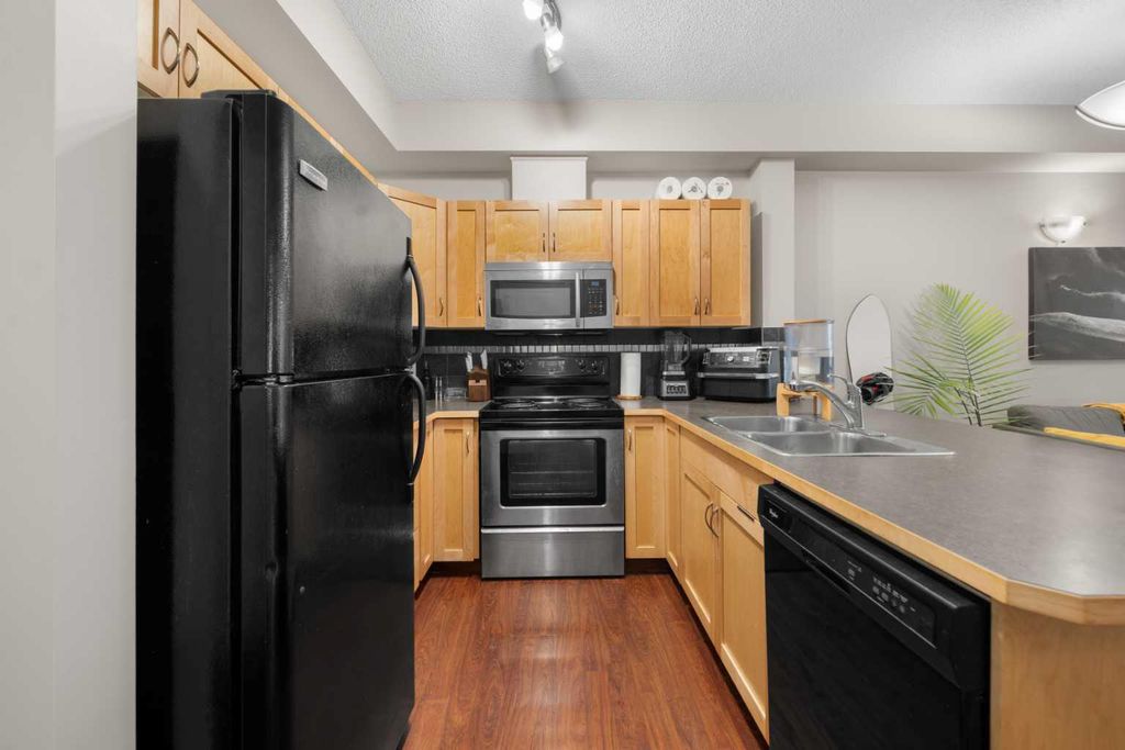 Photo of 211 Aspen Stone Boulevard SW #1111, Calgary, AB T3H 0K1 (MLS # A2266907)