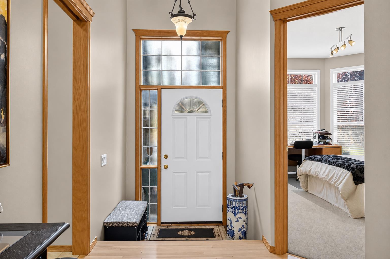 44 Strathlea Close SW