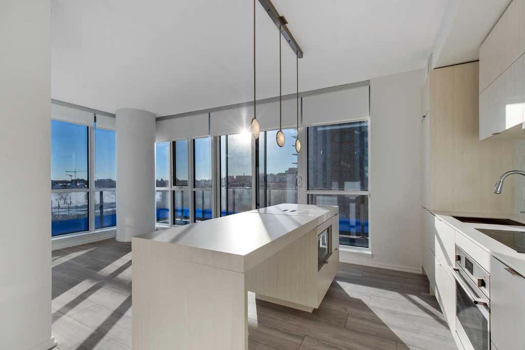 Photo of 615 6 Avenue SE #404, Calgary, AB T2G 1S2 (MLS # A2301578)