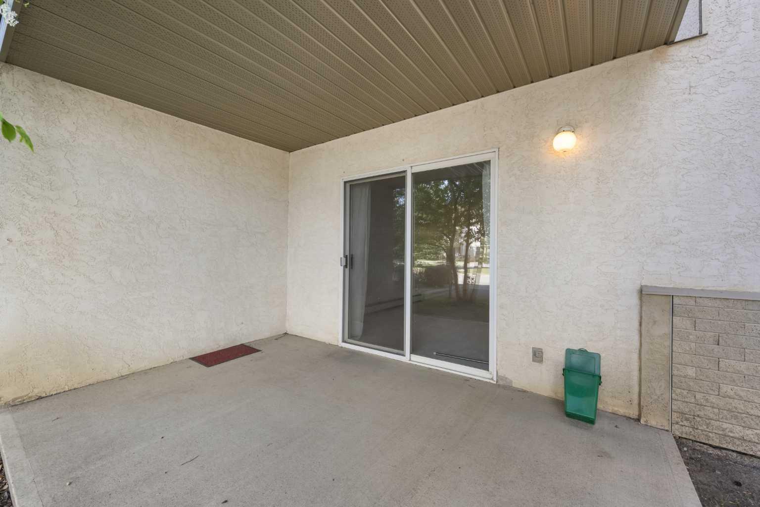 20 Harvest Rose Park NE 2106