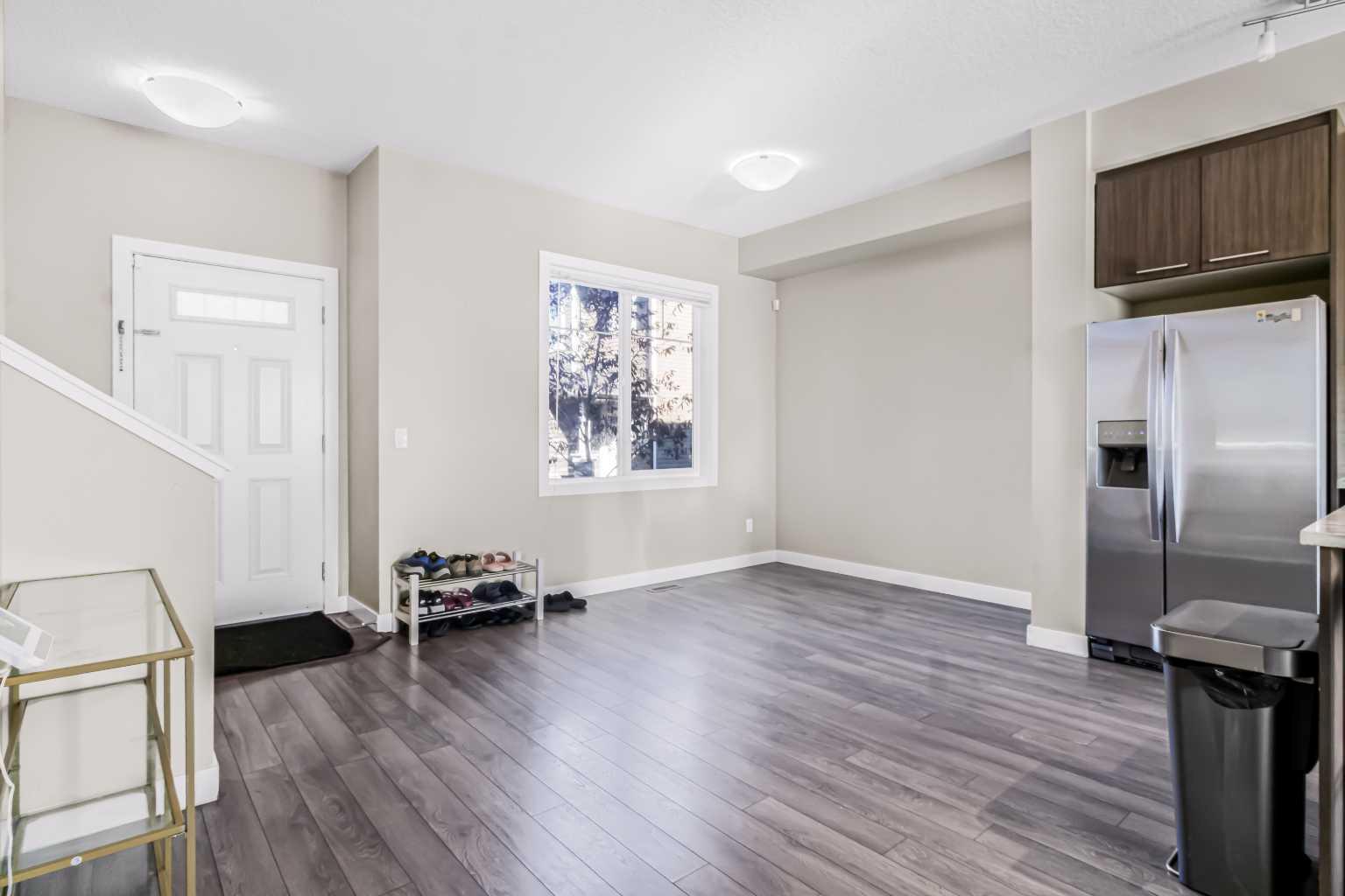 333 Taralake Way NE 5105