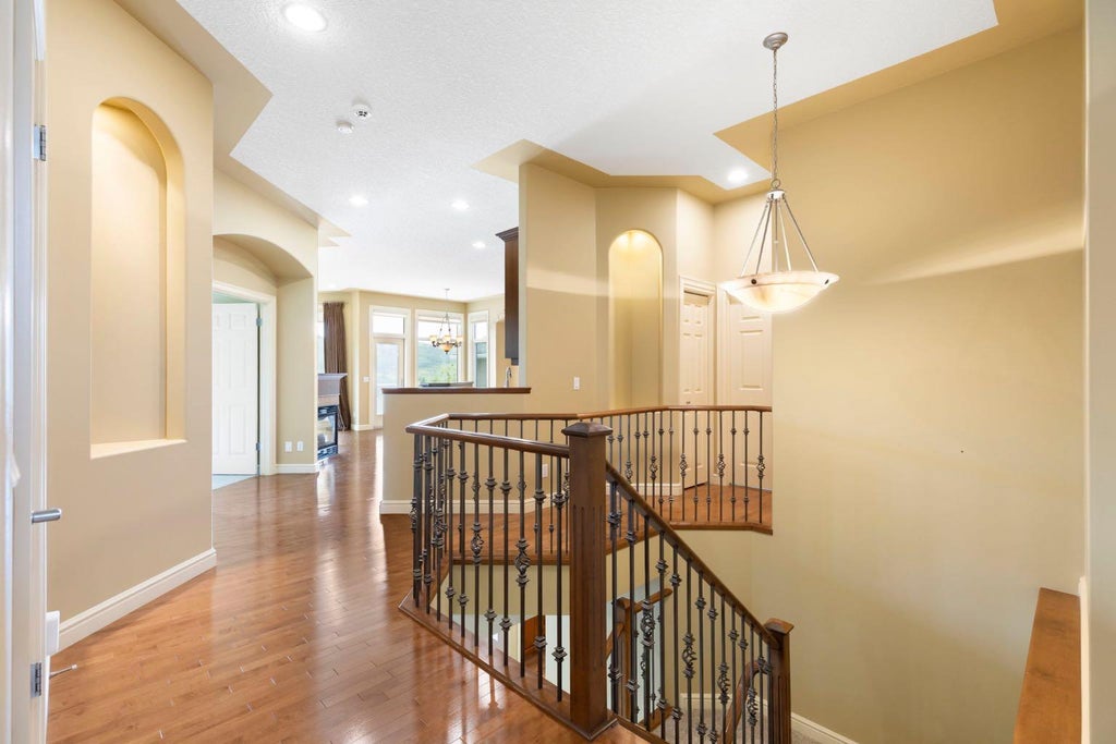 Photo of 131 Gleneagles Terrace, Cochrane, AB T4C 1W6 (MLS # A2327909)