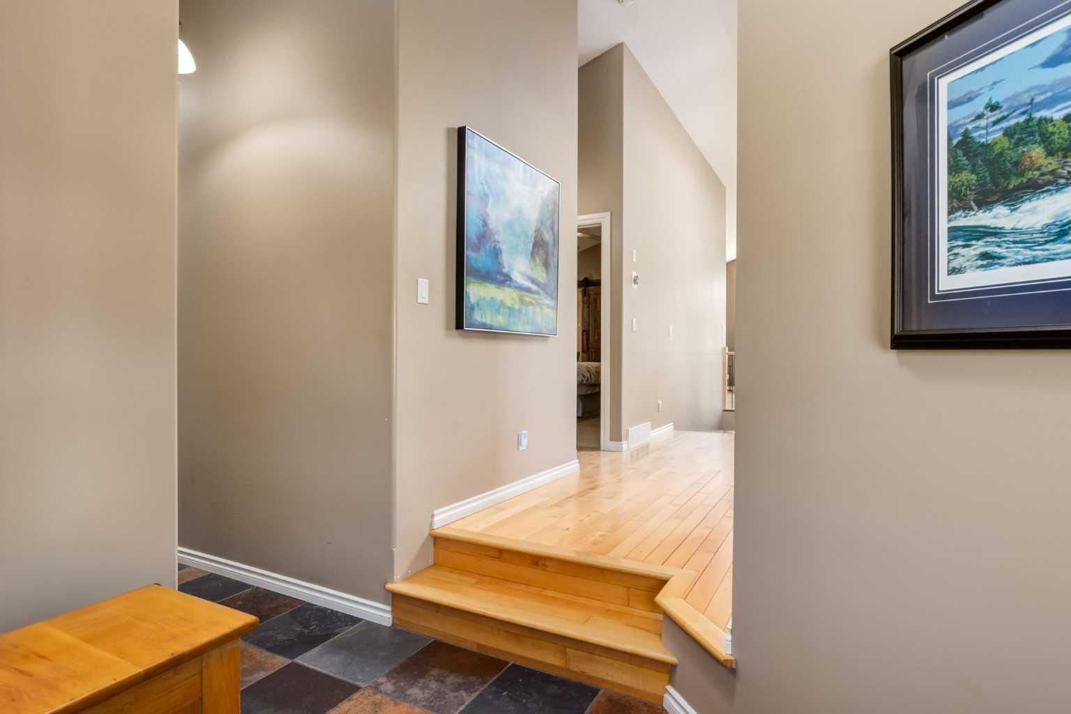 19 Rockmont Court NW