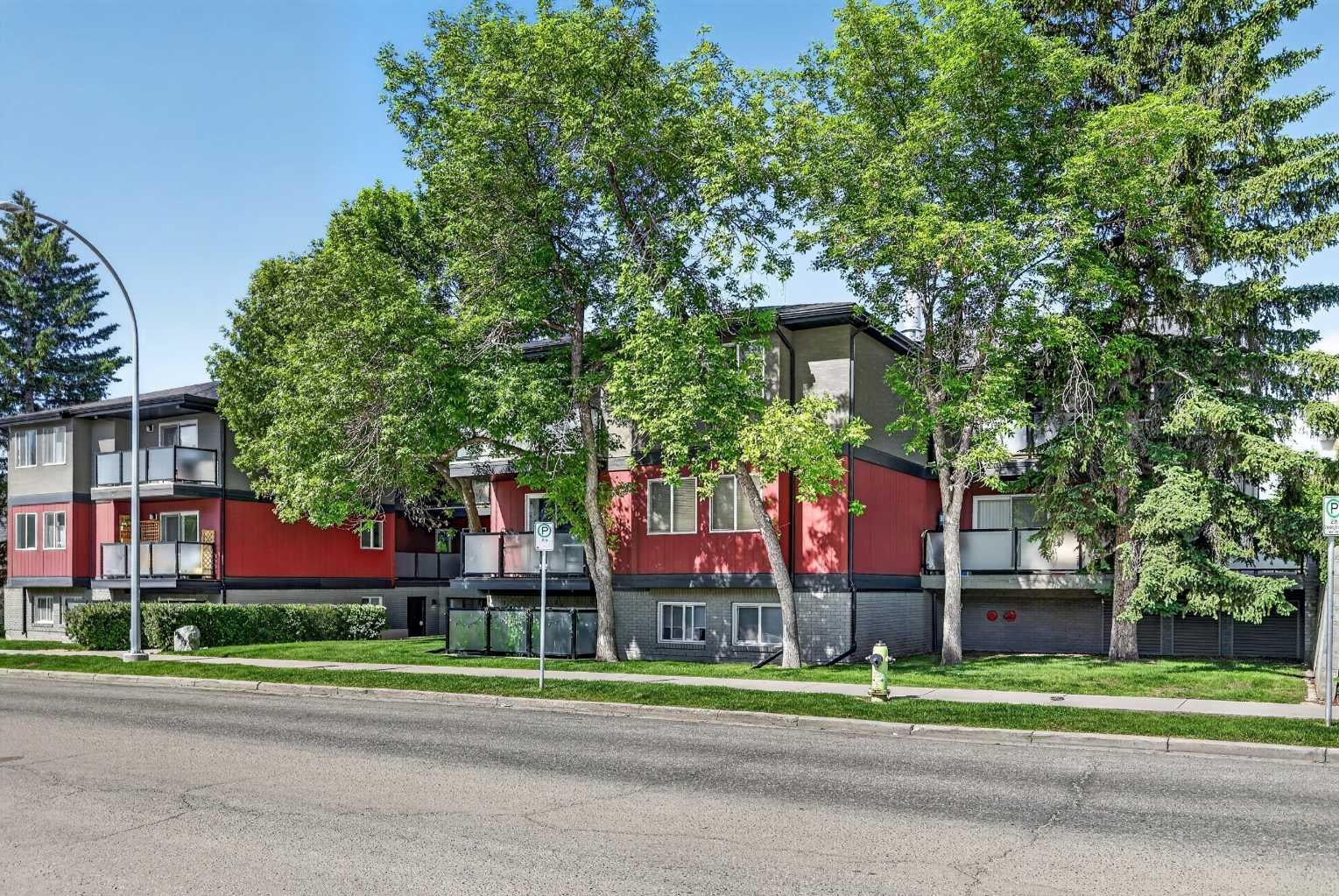 1915 26 Street SW 204