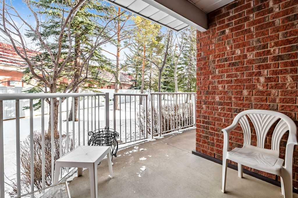 1103 Hawksbrow Point NW 1103