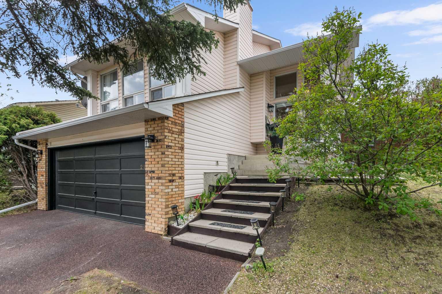 212 Woodbine Boulevard SW