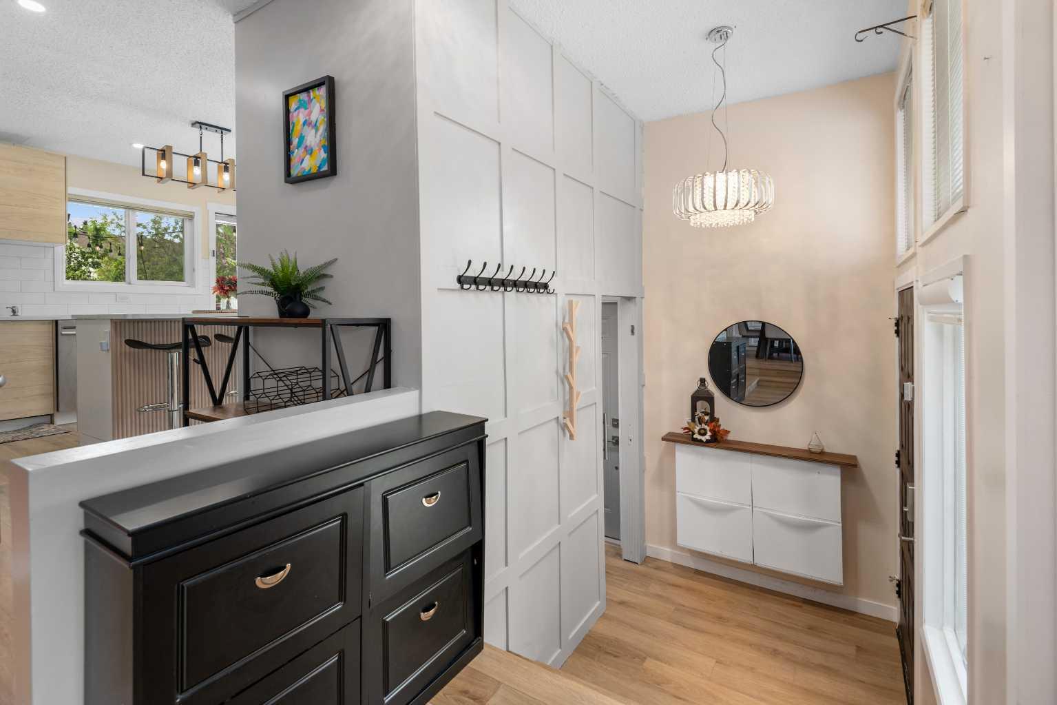 212 Woodbine Boulevard SW
