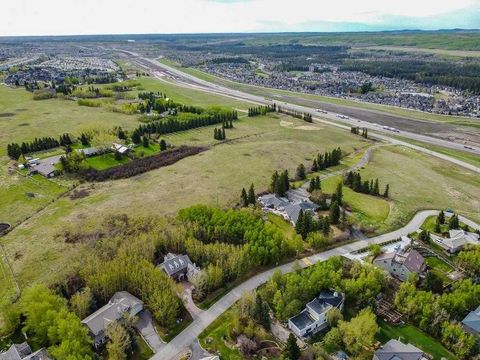 187 Slopeview Drive SW Calgary AB T3H 4G6