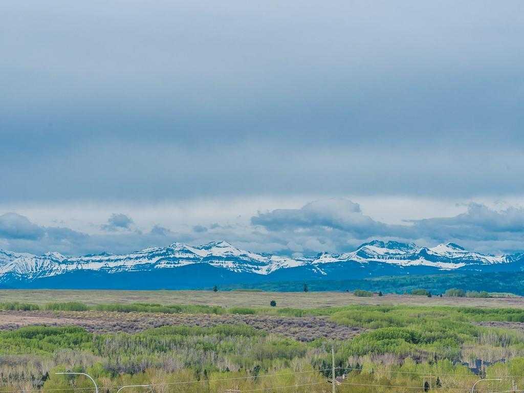 187 Slopeview Drive SW