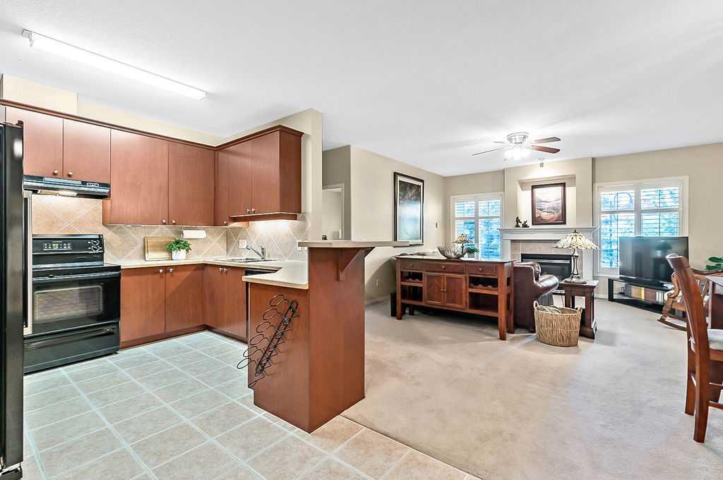 3221 Lake Fraser Green SE