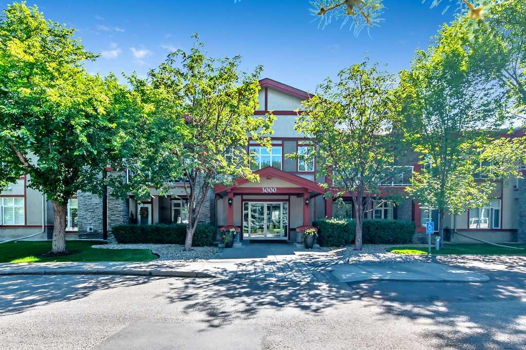 3221 Lake Fraser Green SE
