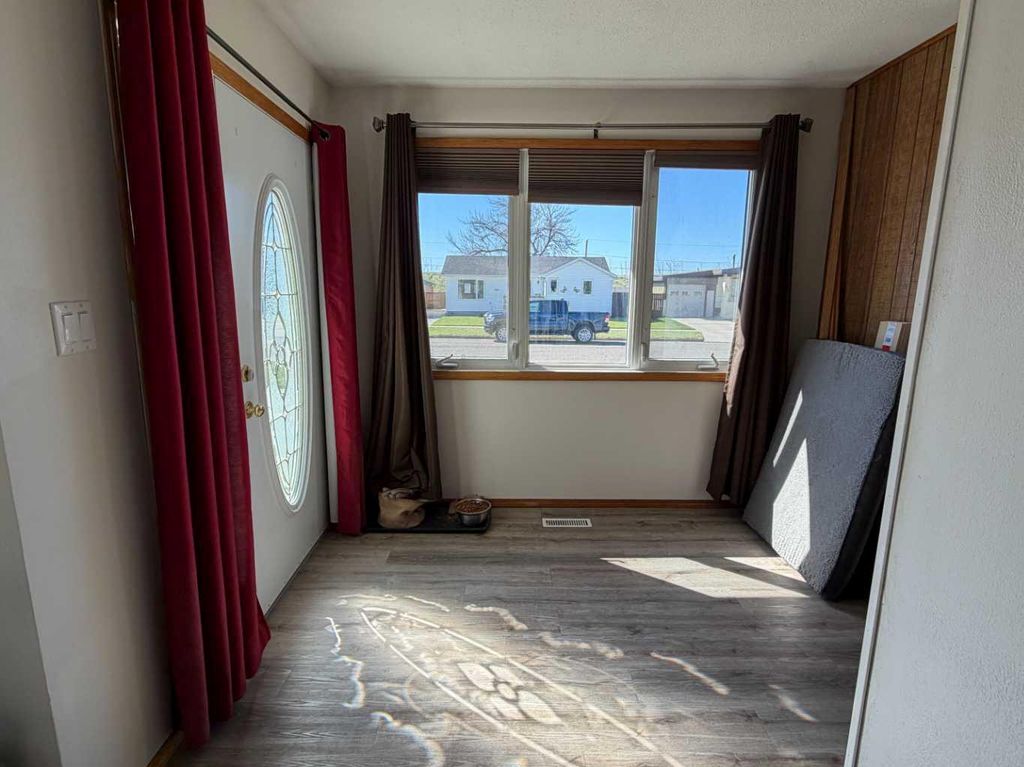 Photo of 5025 41 Avenue, Taber, AB T1G 1A7 (MLS # A2310452)