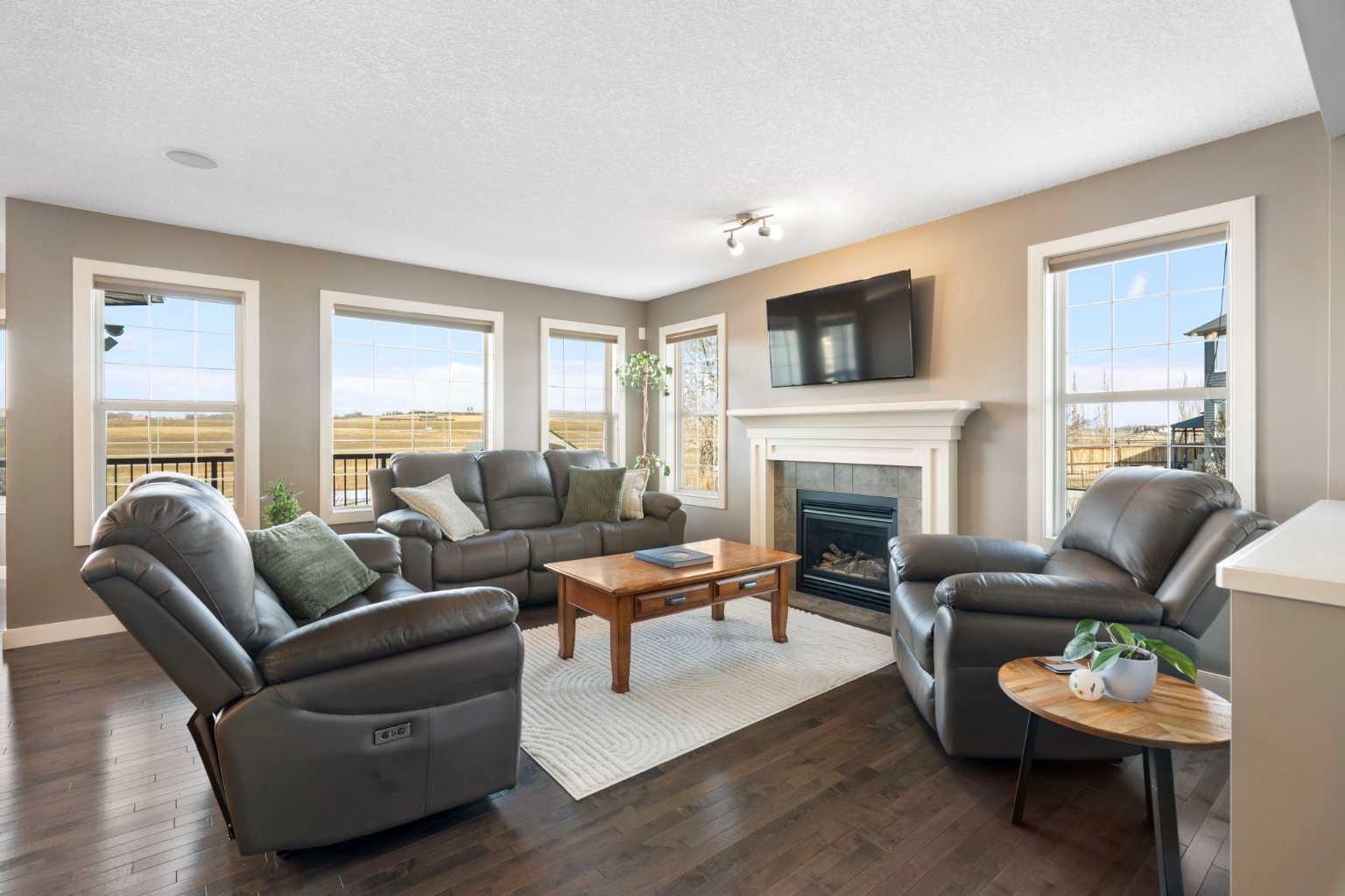 5 Bridlecrest Court SW