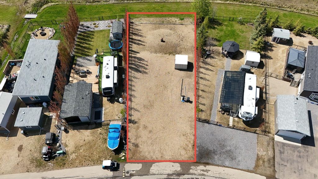 Photo of 10046 Township Road 422 Road #205, Rural Ponoka County, AB T4J 1V9 (MLS # A2292104)