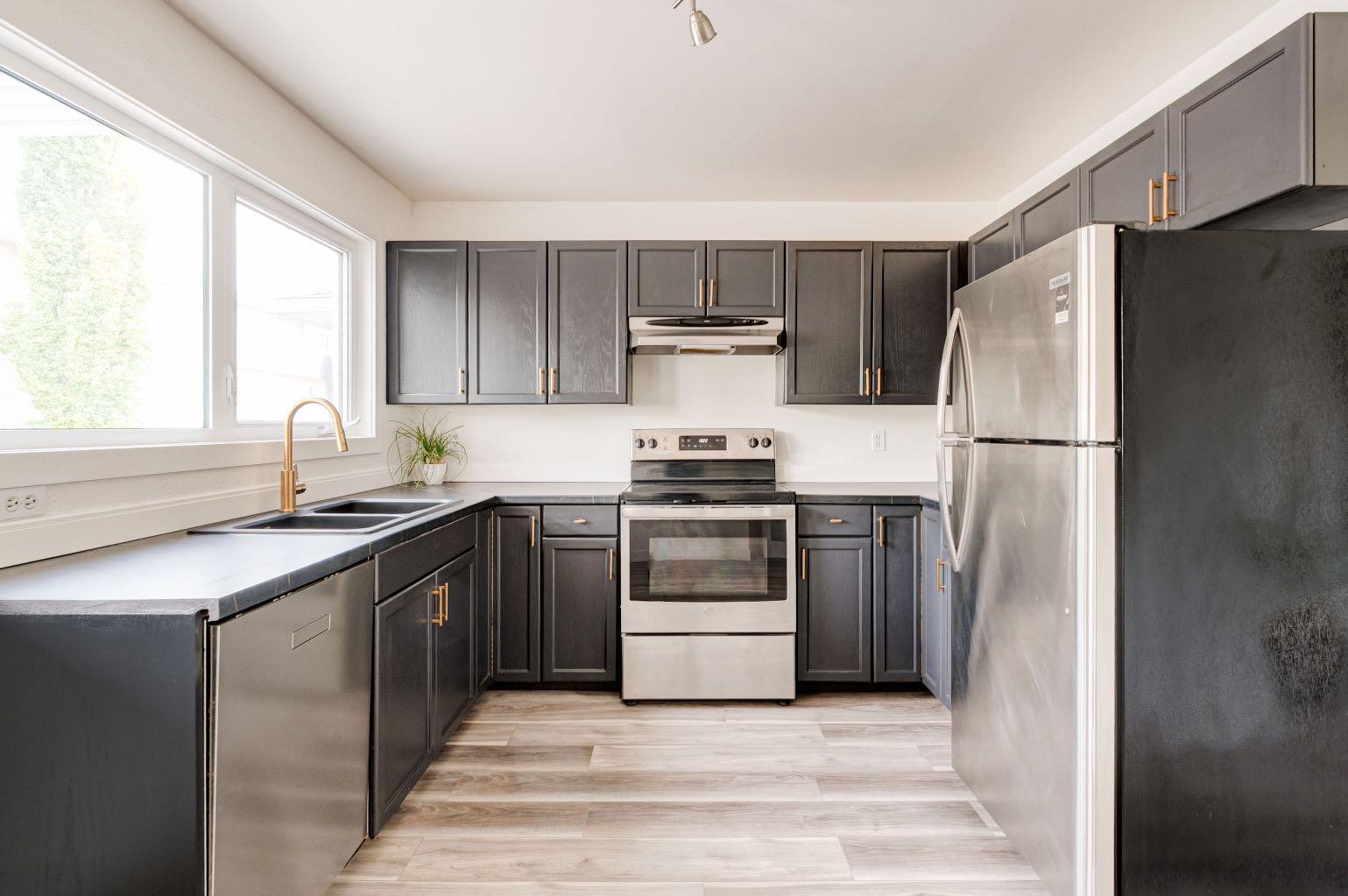 322 Killarney Glen Court SW