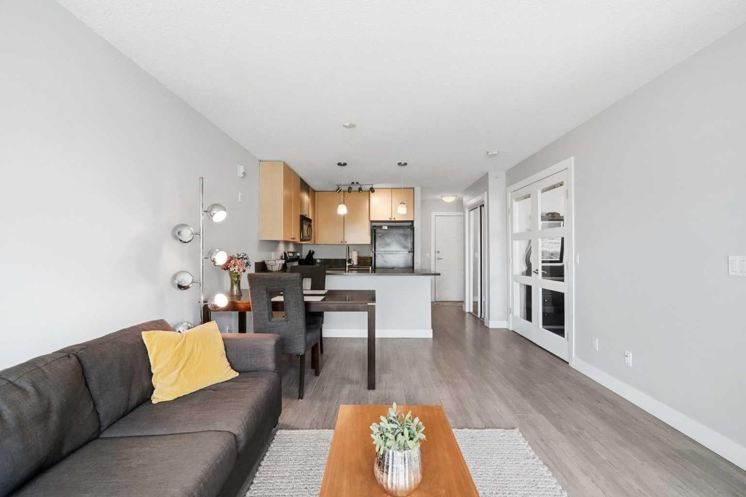 25 Richard Place SW 312