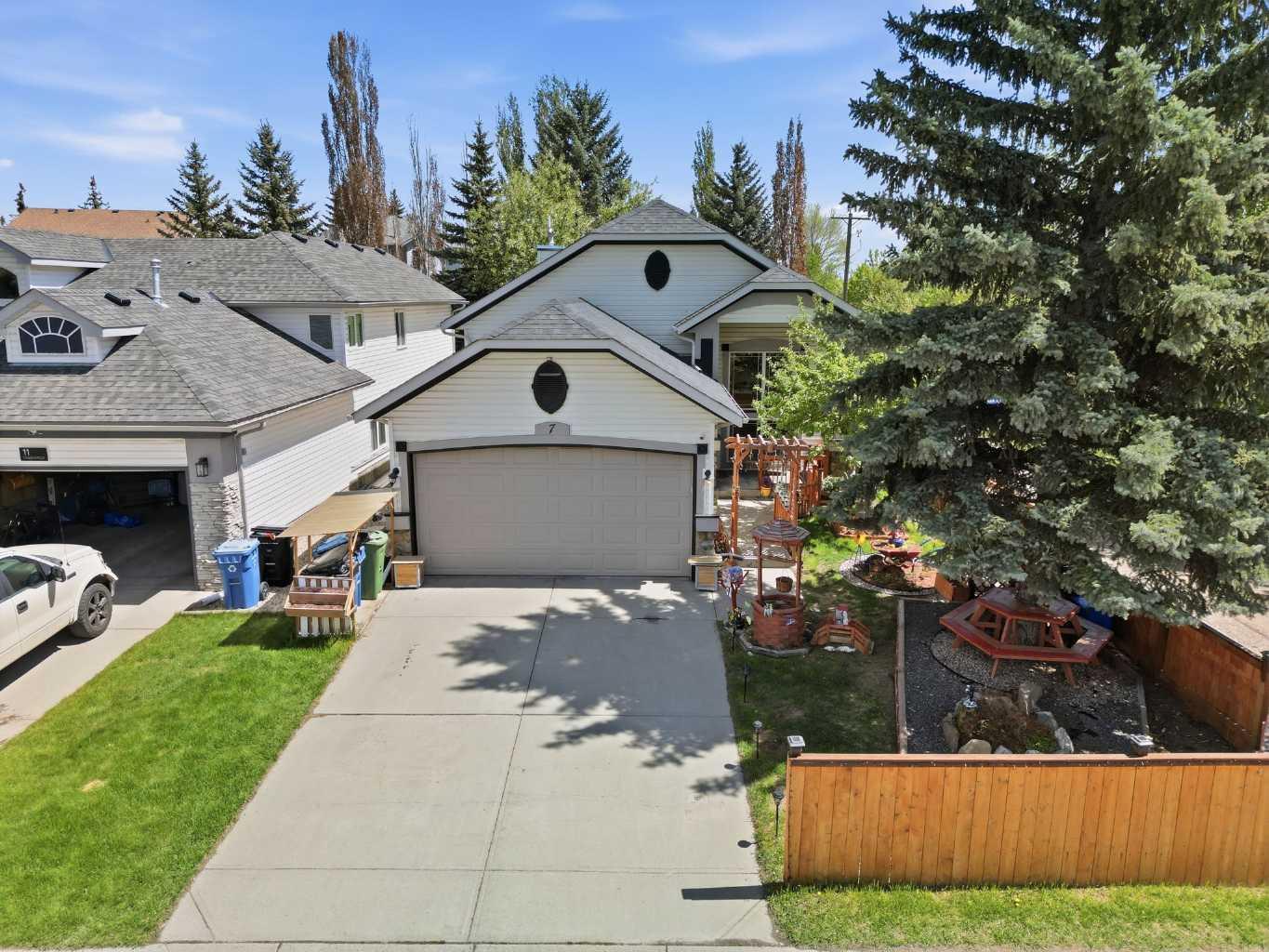 7 Chaparral Road SE