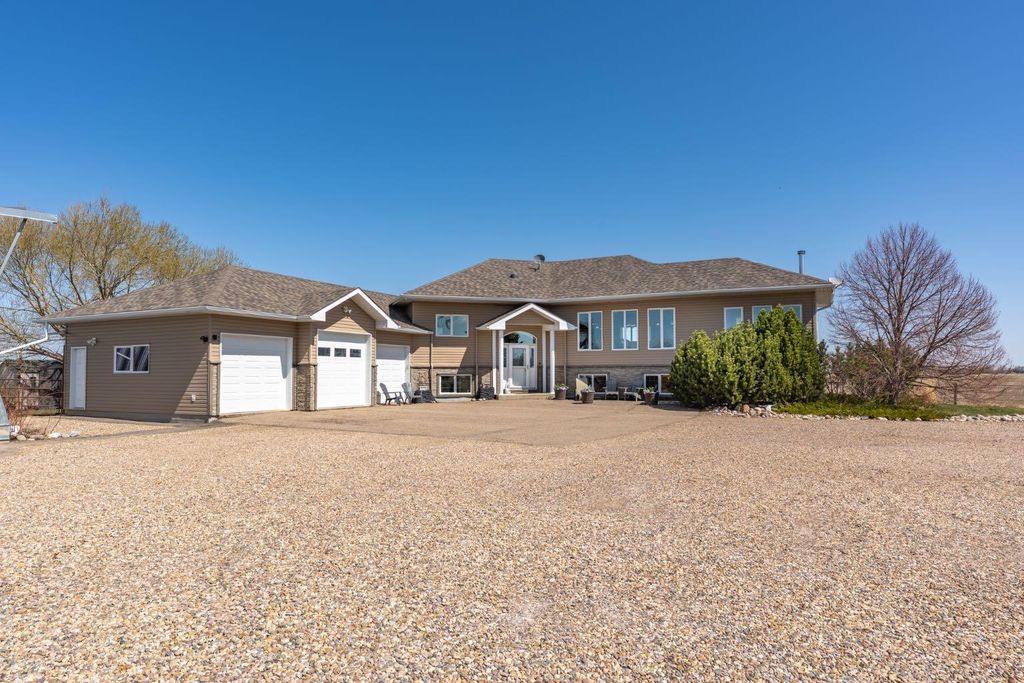 Photo of 5518 Township Road 120, Rural Cypress County, AB T1B 0L1 (MLS # A2309247)