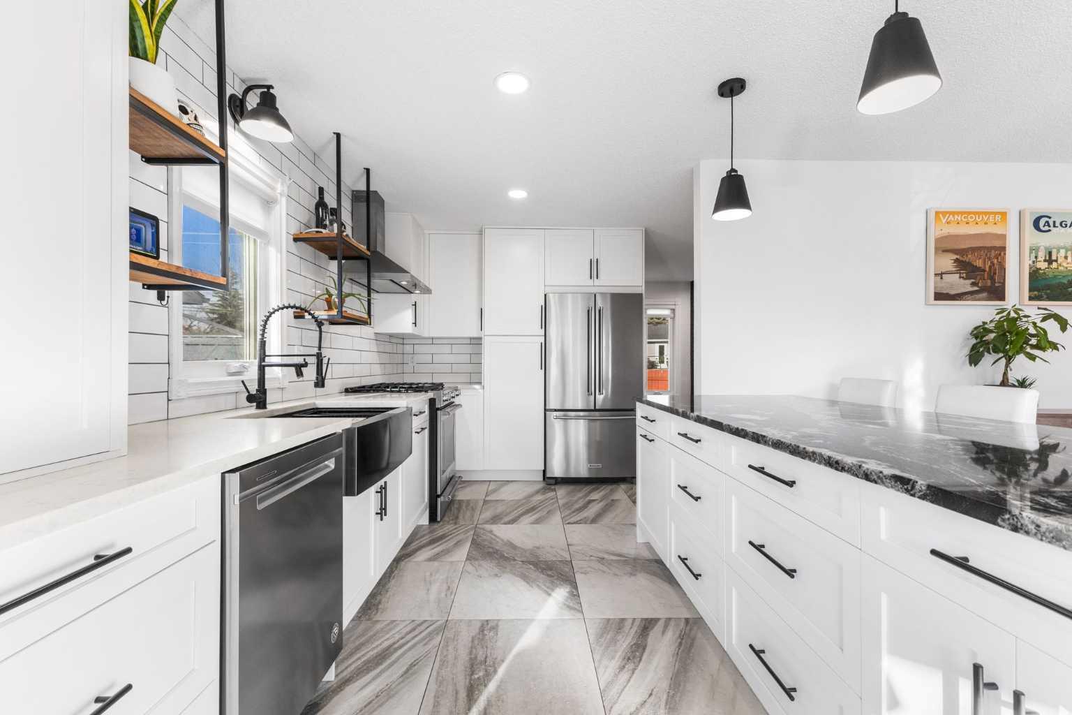 1108 Lake Sundance Crescent SE