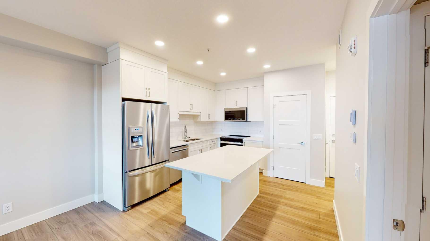 8355 19 Avenue SW 220