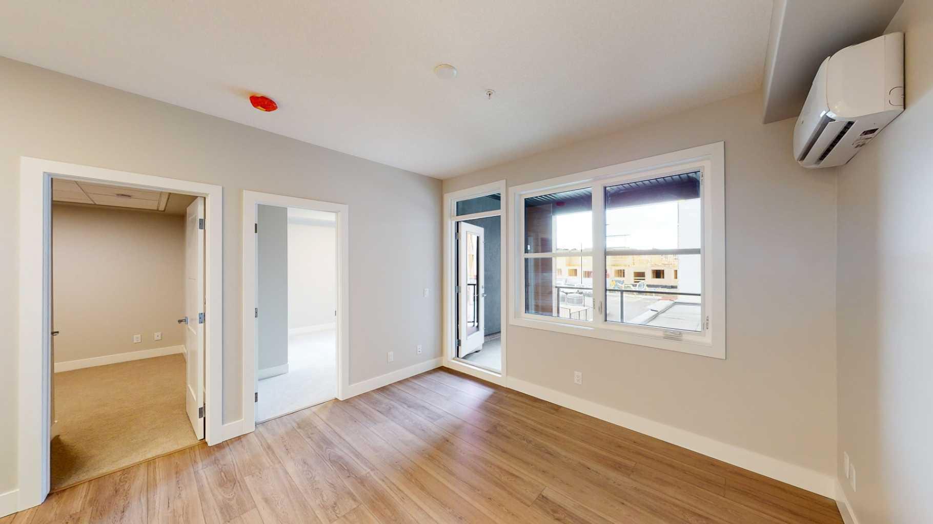 8355 19 Avenue SW 220