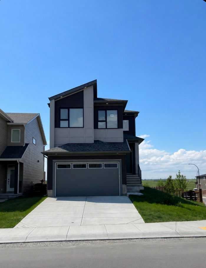 Photo of 305 lucas Place NW, Calgary, AB T3P 2E4 (MLS # A2326297)