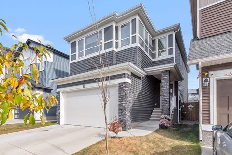 Photo of 98 Lucas Crescent NW, Calgary, AB T3P 1M6 (MLS # A2262302) Photo of 98 Lucas Crescent NW, Calgary, AB T3P 1M6 (MLS # A2262302)