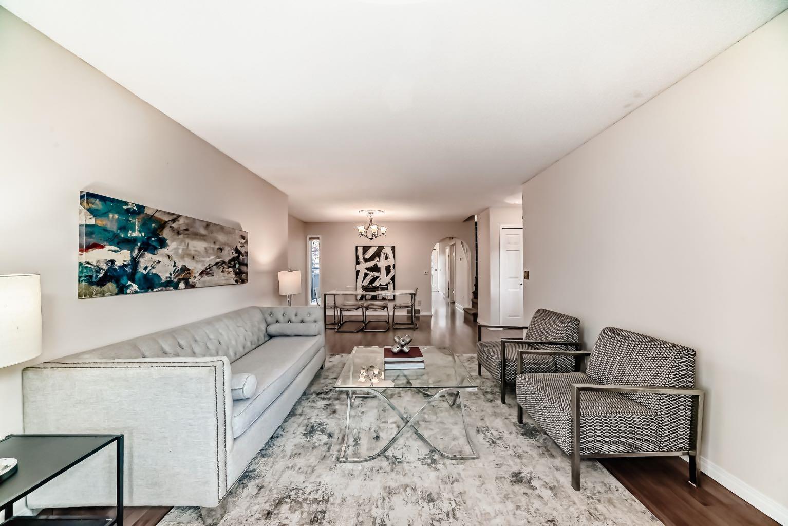 219 Coachway Road SW