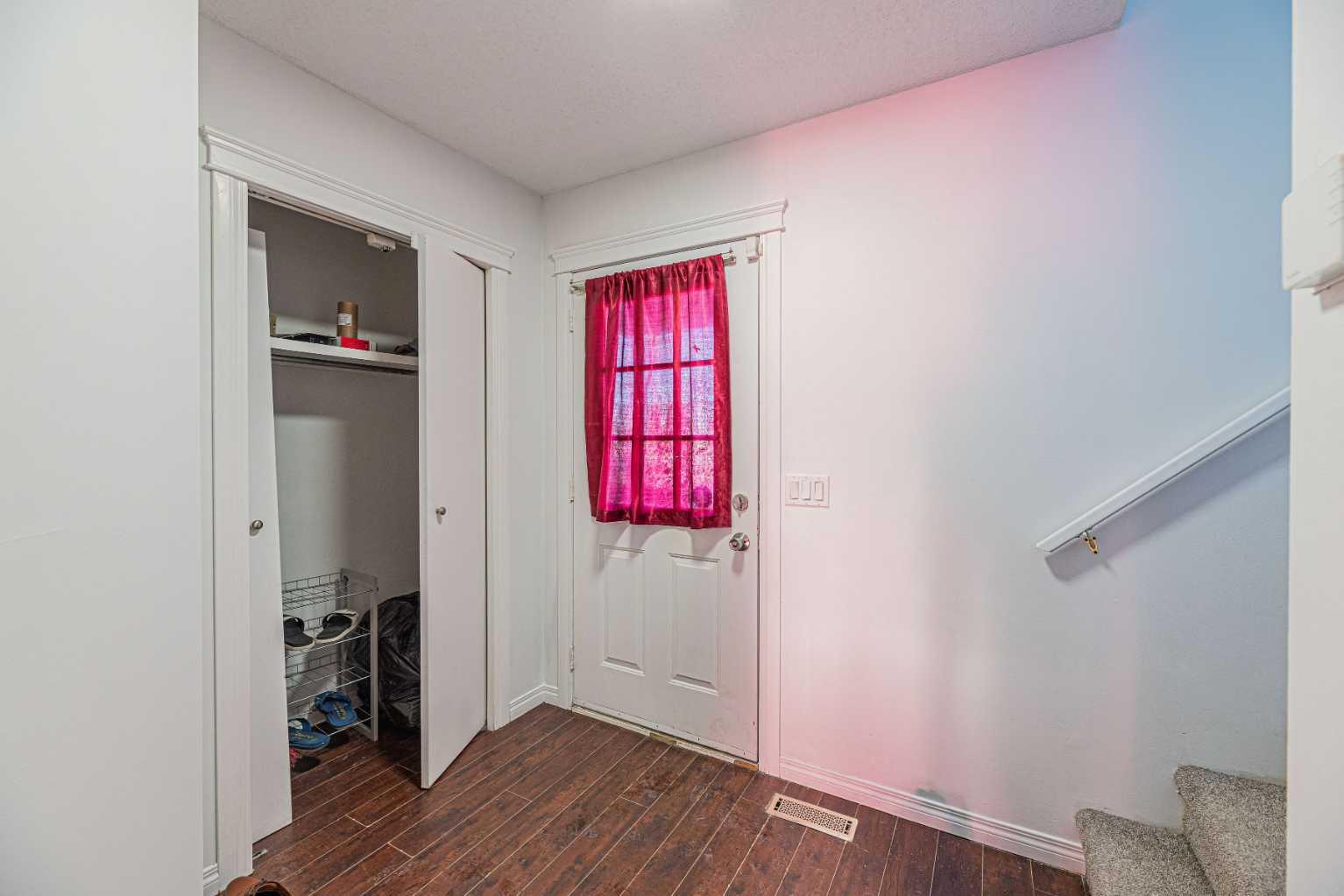 38 Martindale Drive NE