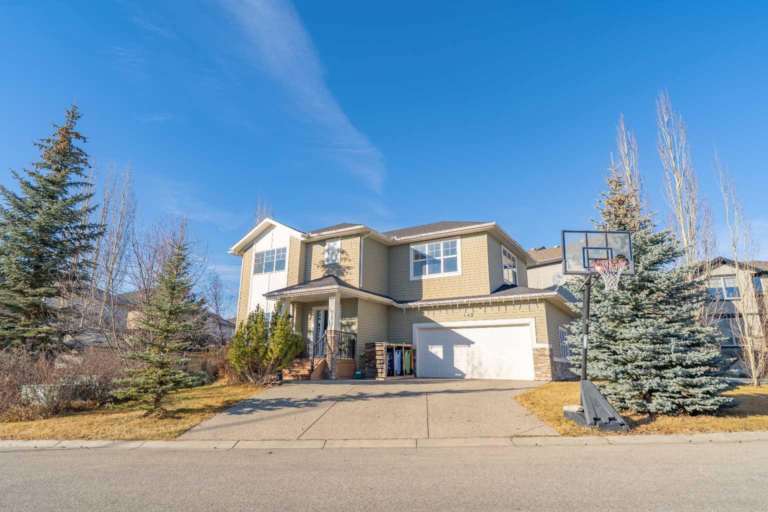 142 West Pointe Circle