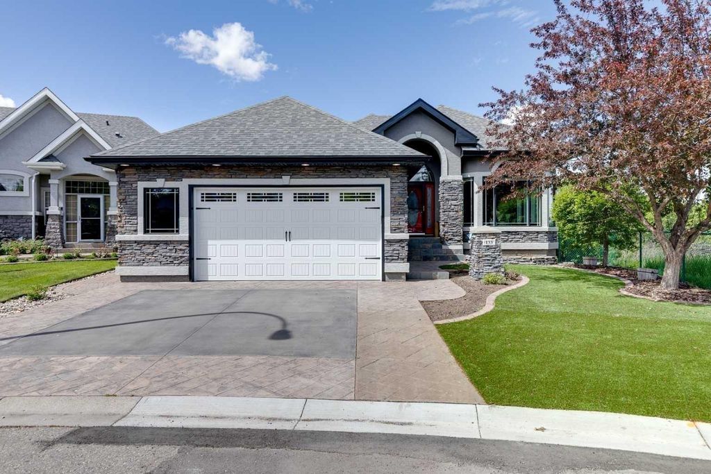 Photo of 133 Valley Creek Place NW, Calgary, AB T3V 5B1 (MLS # A2311043)
