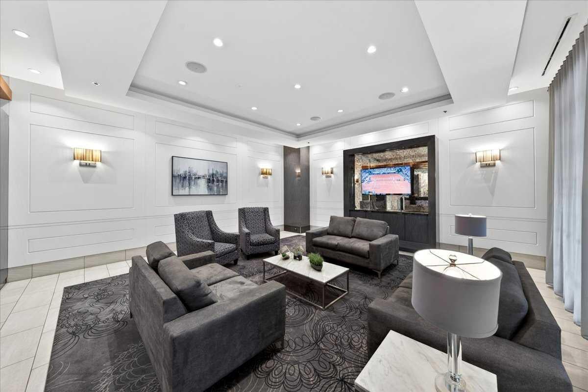 930 6 Avenue SW 1206