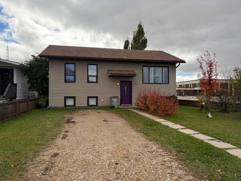 Photo of 4945 59 Avenue, High Prairie, AB T0G 1E0 (MLS # A2352778)