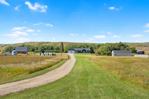 Photo of Part of SE 27-45-27W3, Rural, SK S0M 1P0 (MLS # A2348028)
