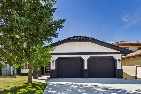 Photo of 16 Edcath Mews NW, Calgary, AB T3A 3S7 (MLS # A2330132)