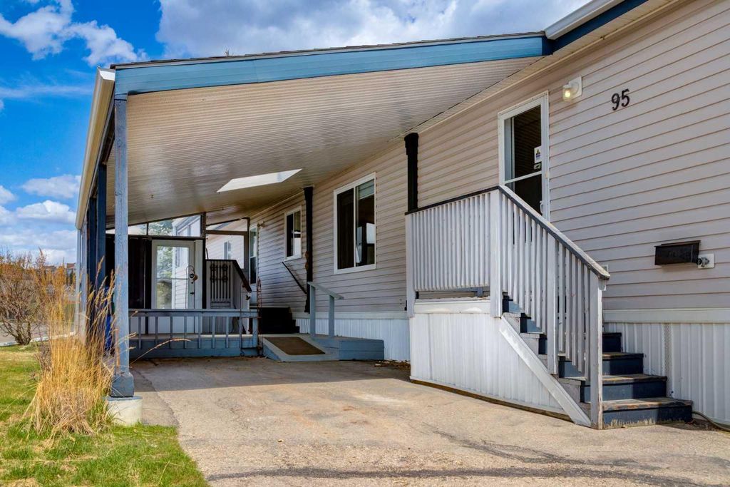 Photo of 99 Arbour Lake Road NW #95, Calgary, AB T3G 4E4 (MLS # A2309257)