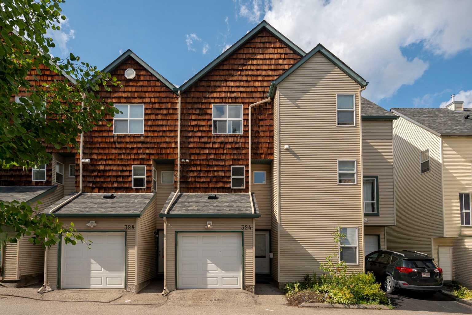 324 Bridlewood Lane SW