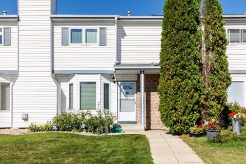 Photo of 67 Elwell Close, Red Deer, AB T4R 2E2 (MLS # A2351491)