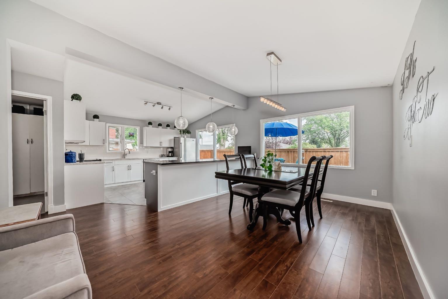 5519 Buckthorn Road NW