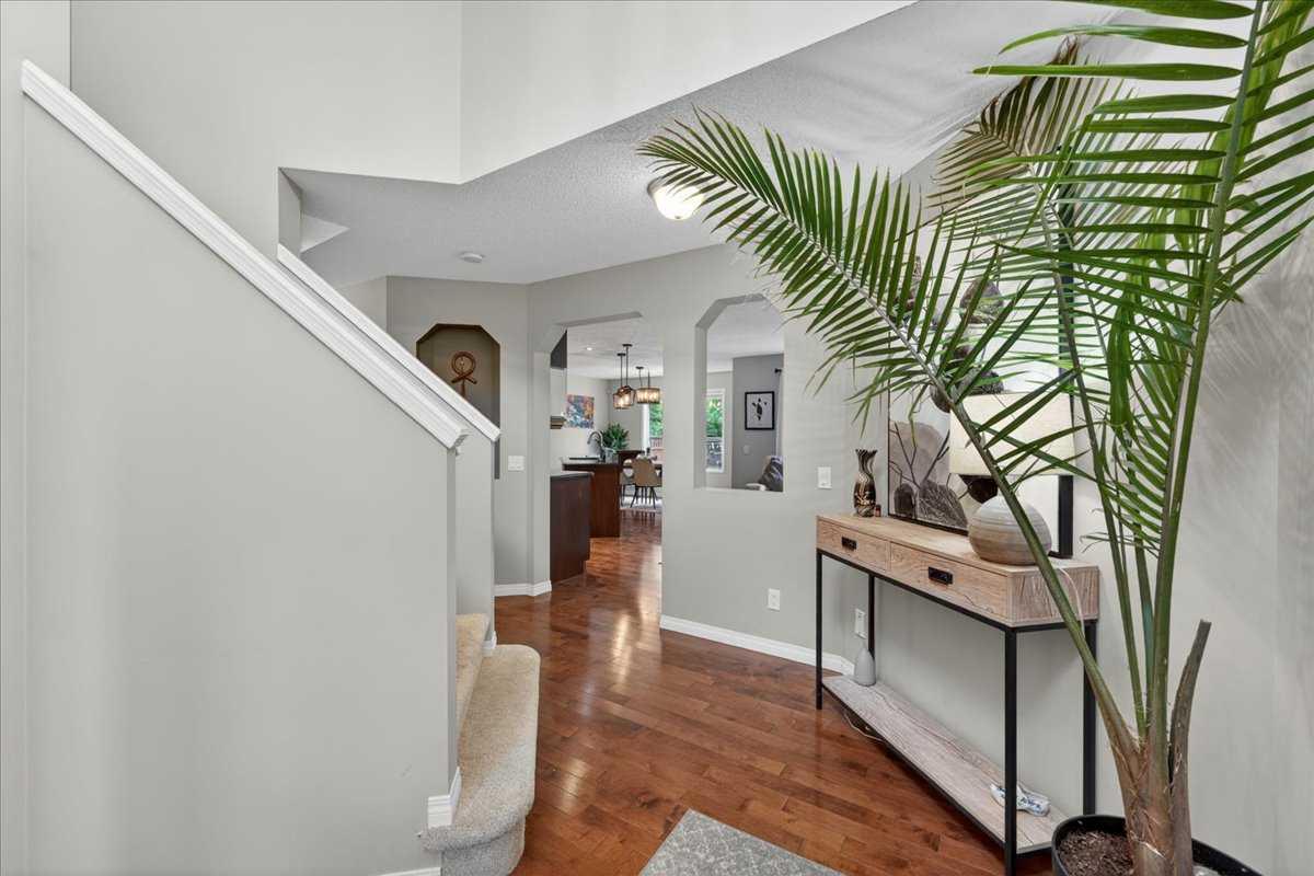 132 Tuscany Meadows Common NW