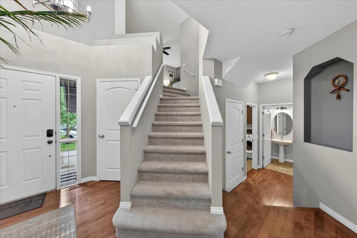132 Tuscany Meadows Common NW