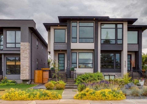 Photo of 523 22 Avenue NW, Calgary, AB T2M 1N5 (MLS # A2336365)