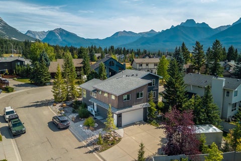 Photo of 133 Coyote Way, Canmore, AB T1W 1C3 (MLS # A2344895)
