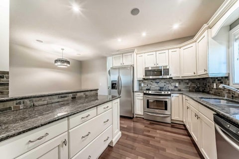 Photo of 1444 40 Street SW, Calgary, AB T3C 1W7 (MLS # A2303492)