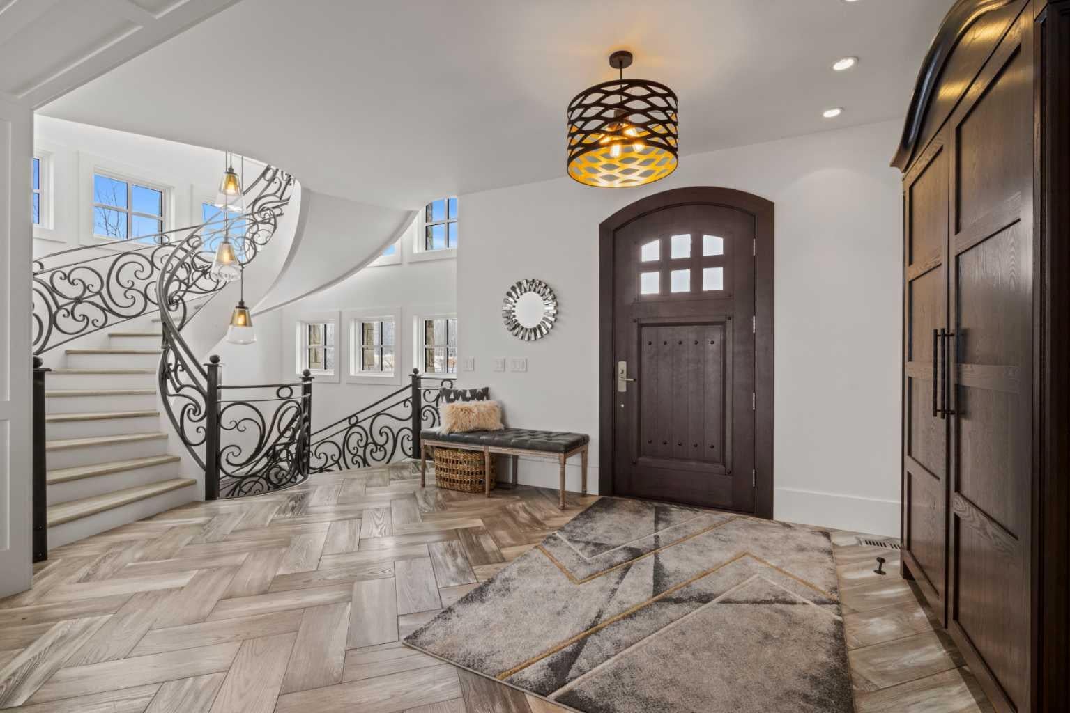 5 Silverhorn Vale