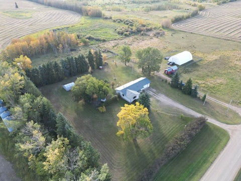 Photo of 433049 Range Road 274, Rural Ponoka County, AB T4J 1R4 (MLS # A2347514)