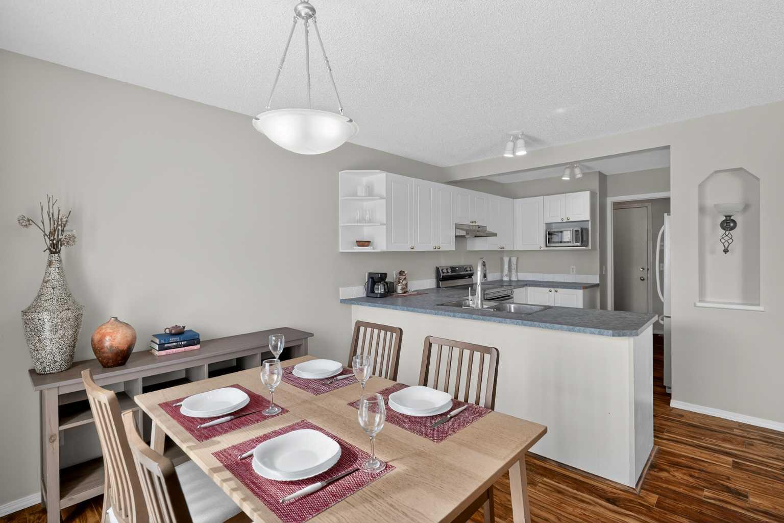 223 Citadel Meadow Close NW