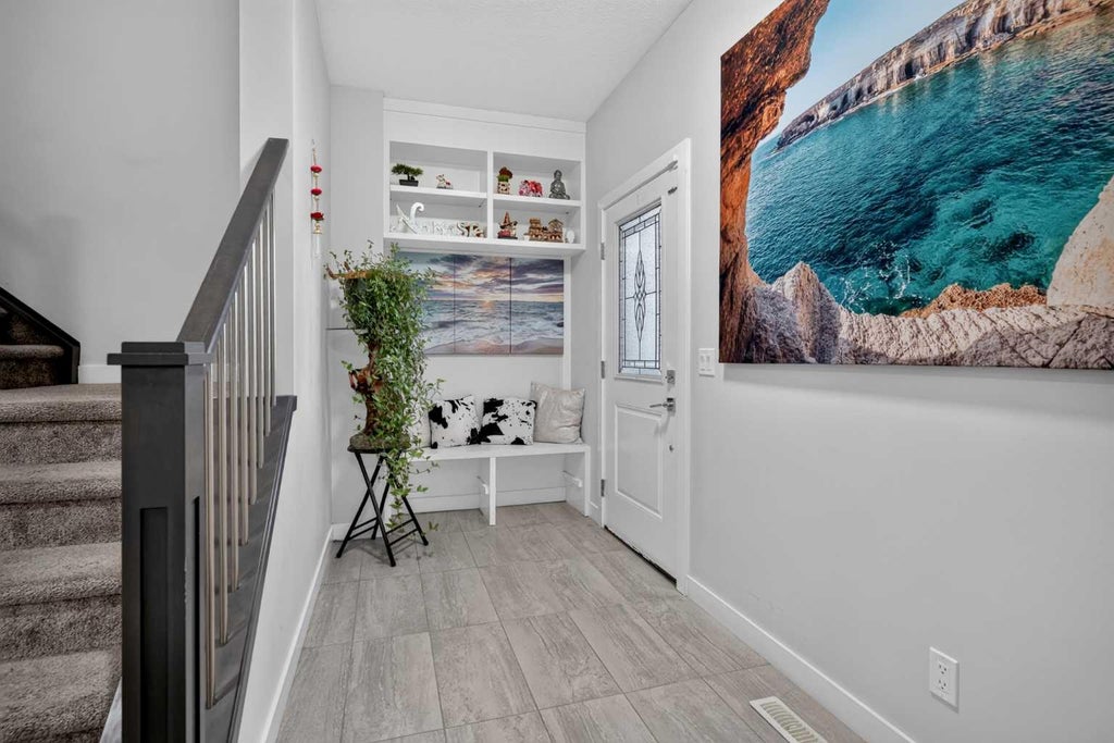 Photo of 439 Bayview Way SW, Airdrie, AB T4B 0R7 (MLS # A2340848)